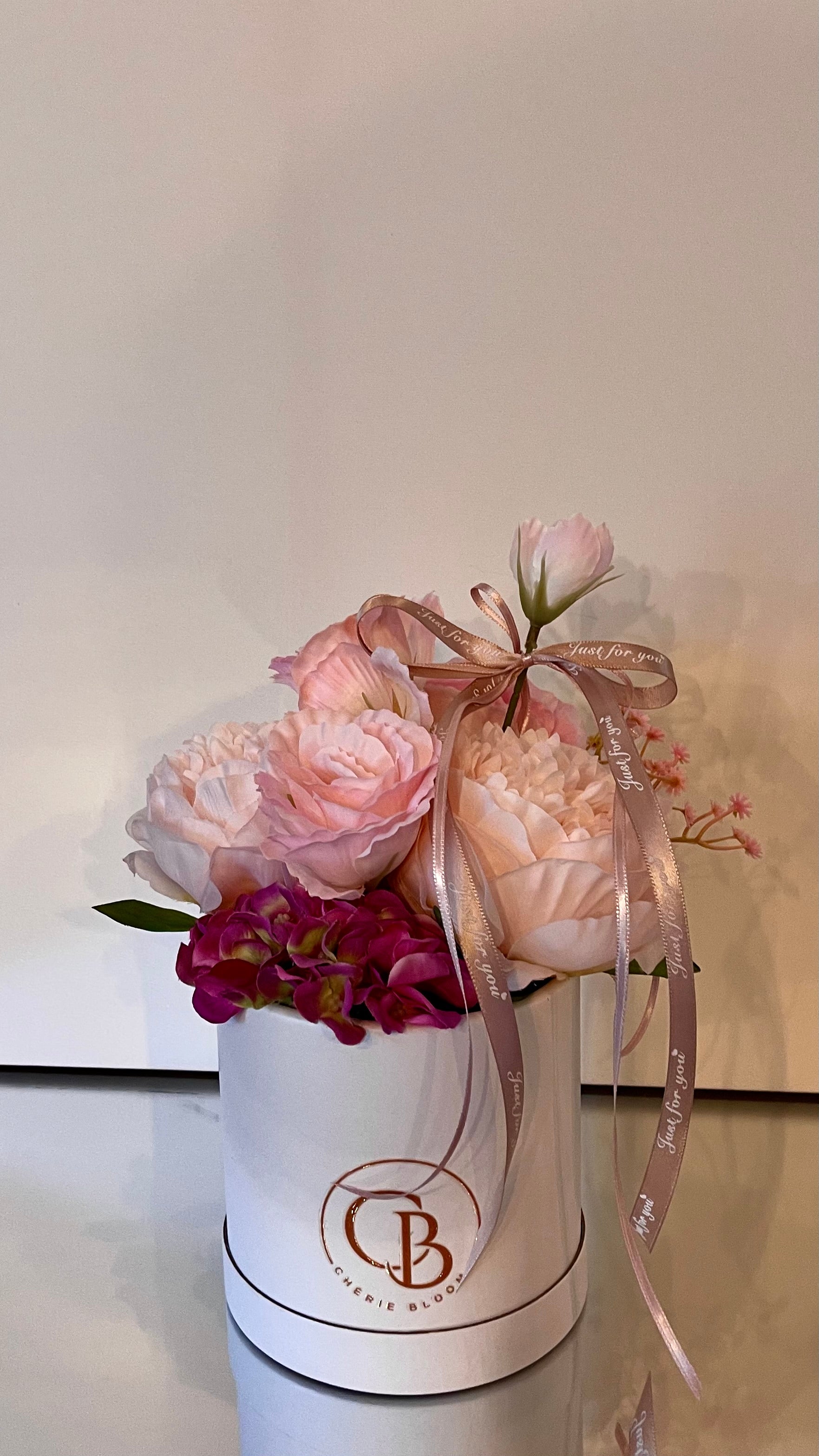 Flowerbox aus Kunstblumen