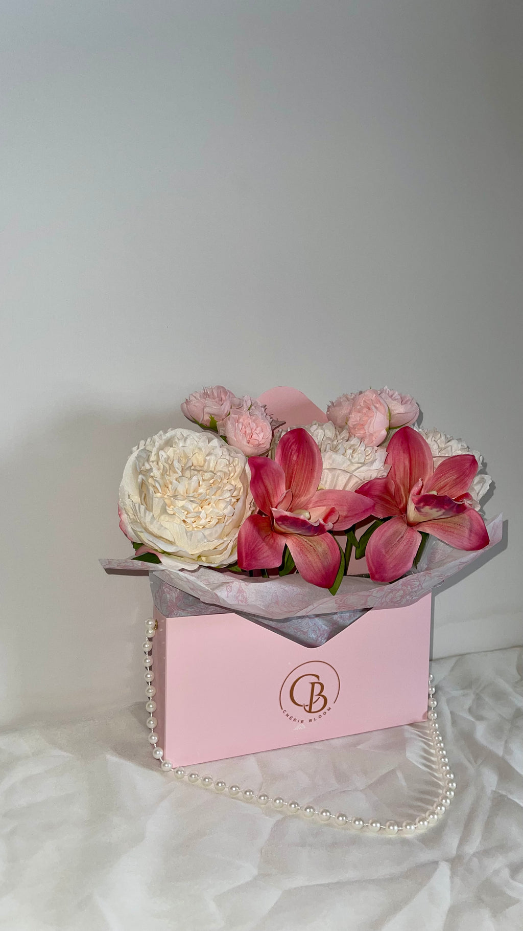 Pearl Bloom Bag Rosé – Blumentasche als Geschenk | Chérie Bloom