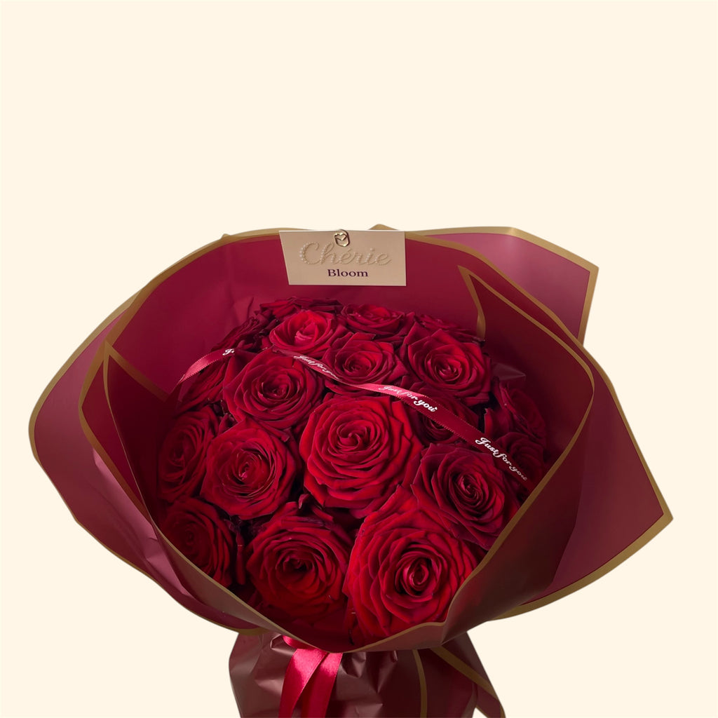 Scarlet Élégance – 20 rote Rosen Strauß | Chérie Bloom